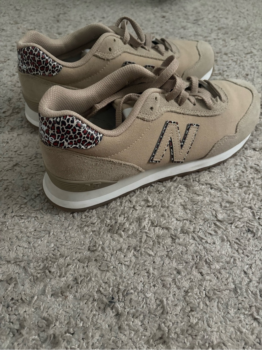 Women’s New Balance cheetah print shoes - Picture 2 of 3